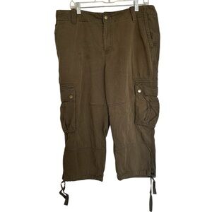 Lauren Ralph Lauren Women's Olive Green Cargo Capris Shorts Size 14
